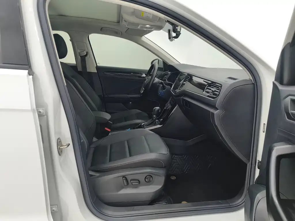 Volkswagen T-Roc 2022 из CN, фото 10