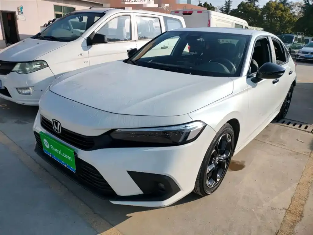 Honda Civic 2023 из CN, фото 2