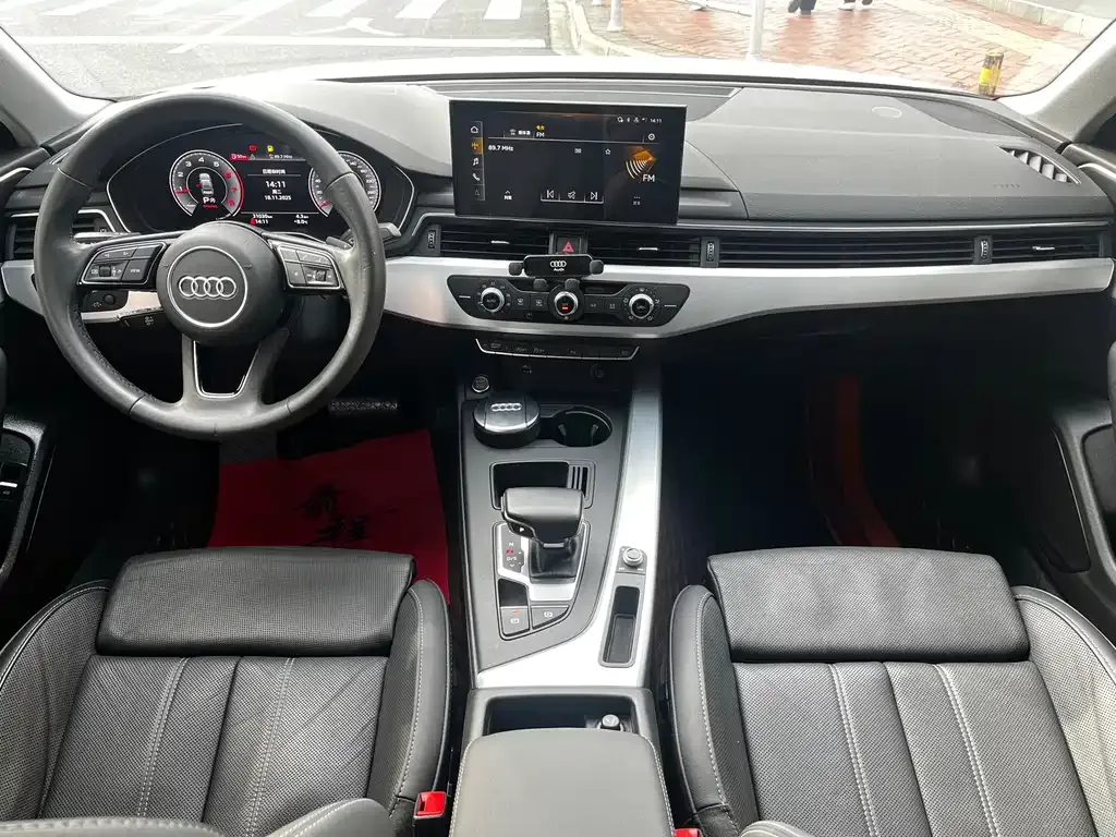 Audi A4L 2022 из CN, фото 8
