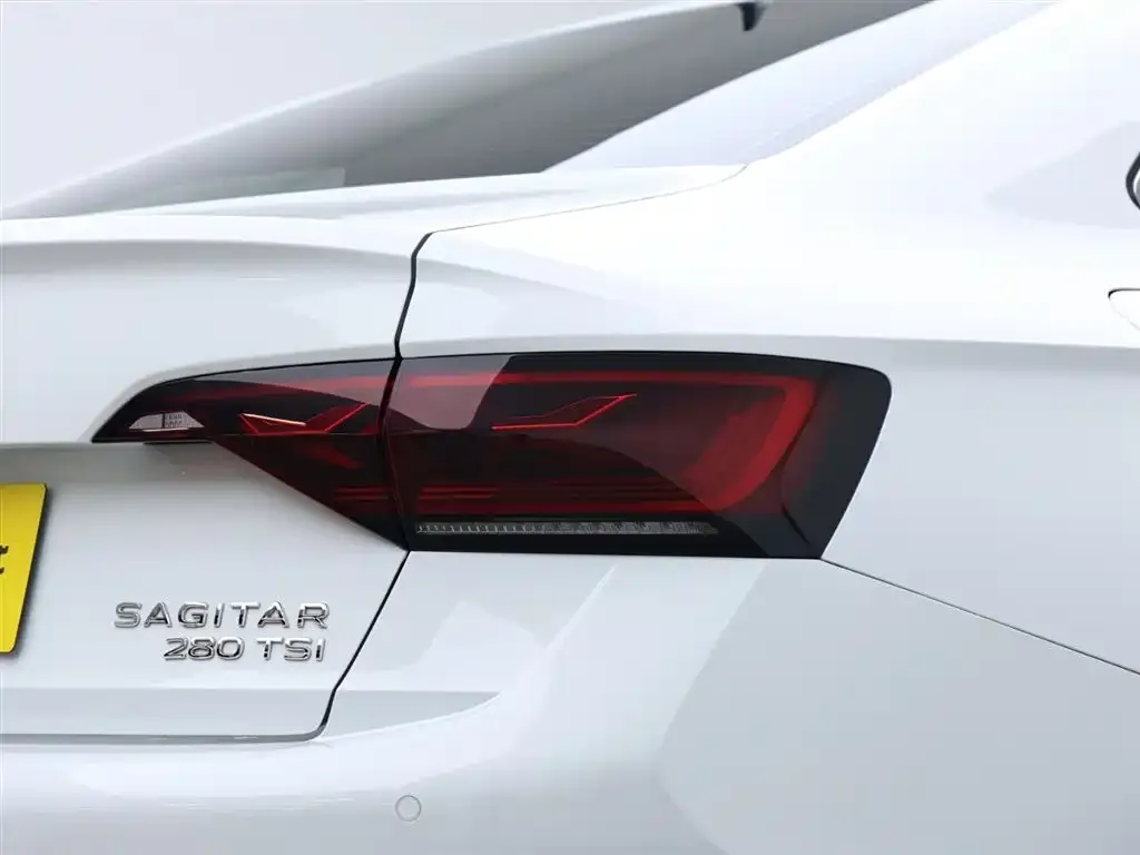 Volkswagen Sagitar 2022 из CN, фото 7