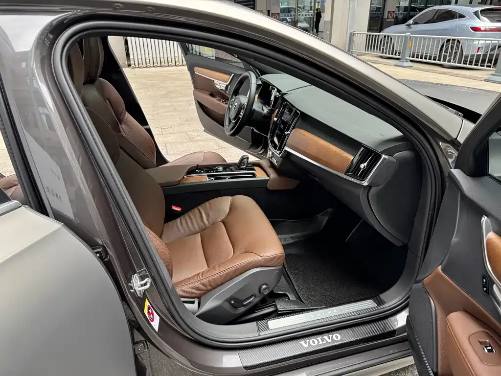 Volvo S90 2021 из CN, фото 9