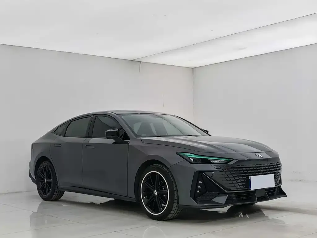 Changan UNI-V 2023 из CN, фото 3