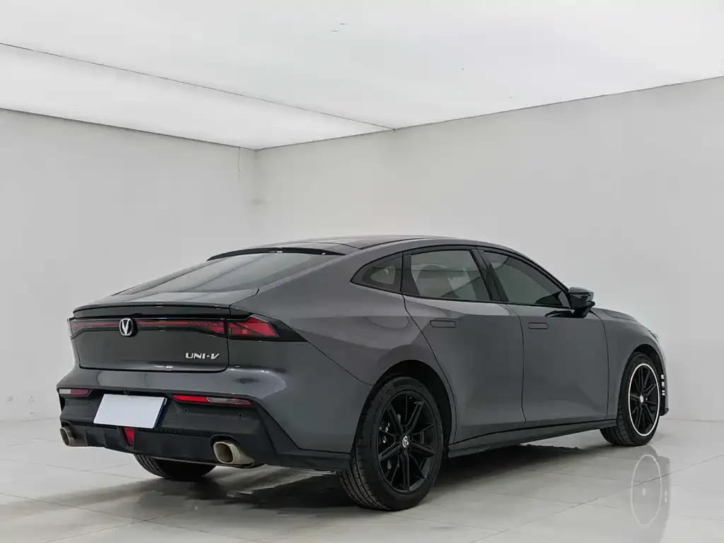 Changan UNI-V 2023 из CN, фото 6