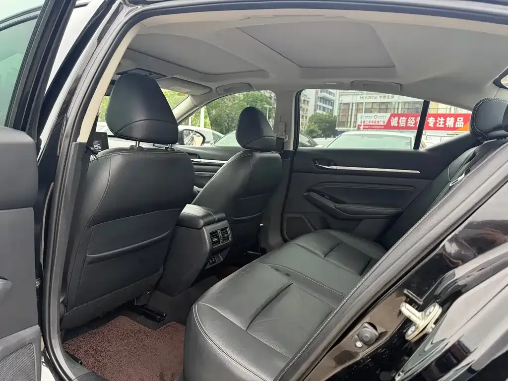 Nissan Teana 2023 из CN, фото 10
