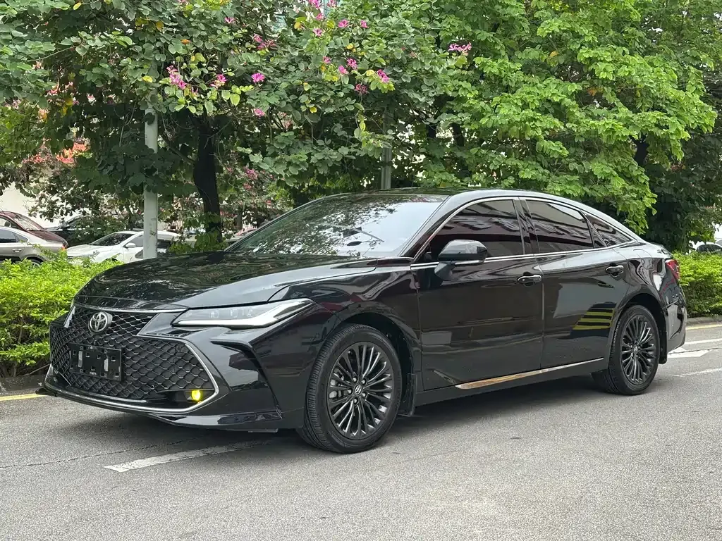 Toyota Avalon 2024 из CN, фото 1