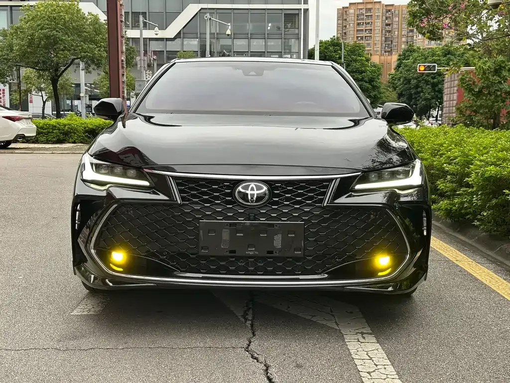 Toyota Avalon 2024 из CN, фото 2