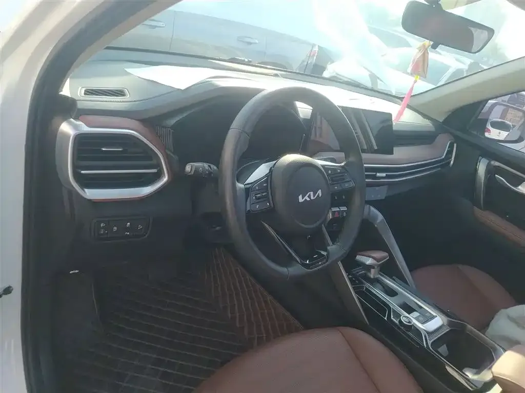 Kia Sportage 2022 из CN, фото 10