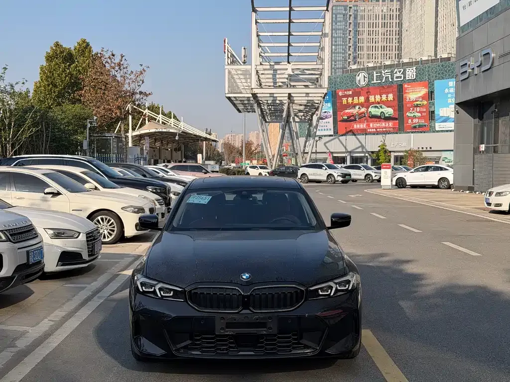 BMW 3 Series 2024 из CN, фото 2