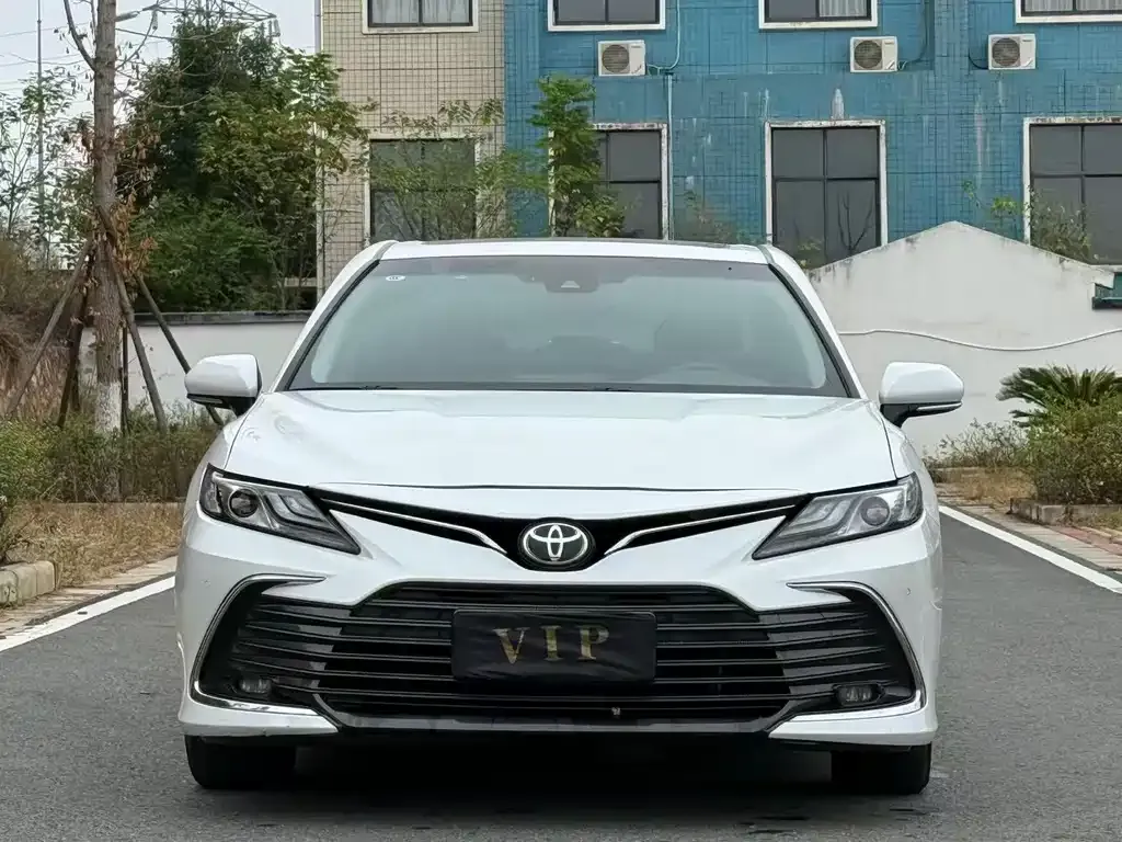 Toyota Camry 2022 из CN, фото 2