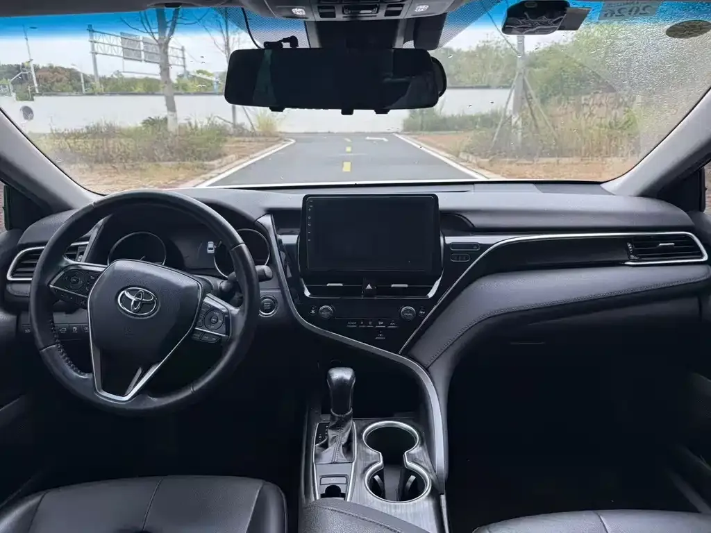 Toyota Camry 2022 из CN, фото 7