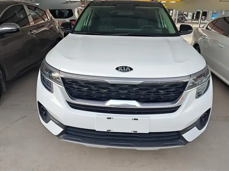 Kia KX3 2021 из CN, фото 2