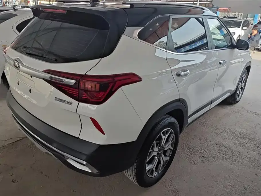 Kia KX3 2021 из CN, фото 3
