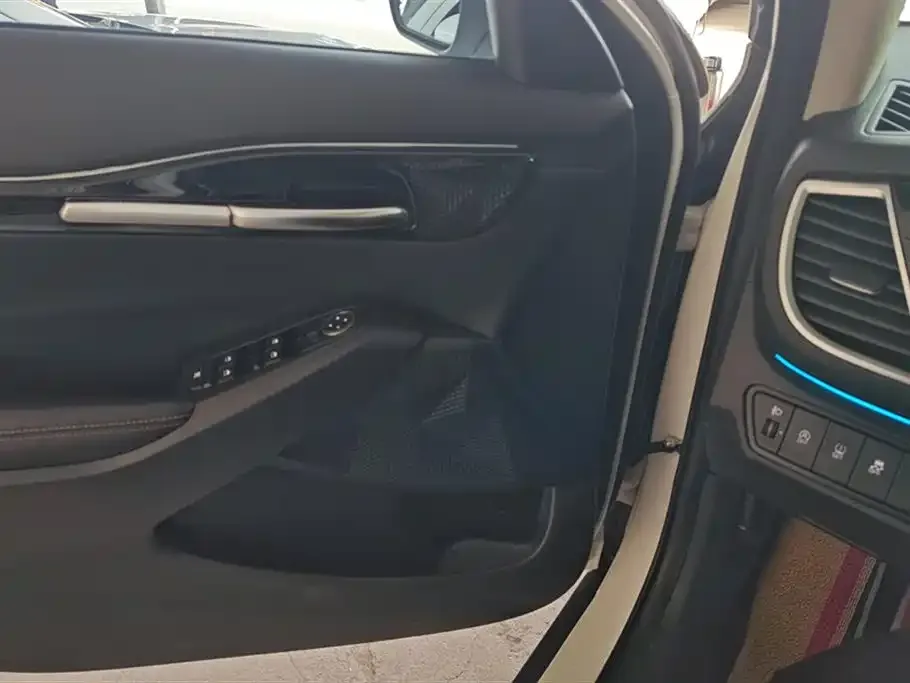 Kia KX3 2021 из CN, фото 7