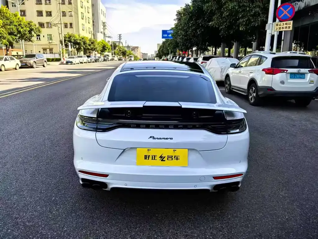 Porsche Panamera 2022 из CN, фото 4
