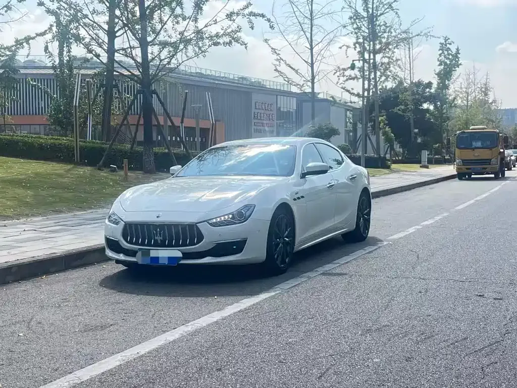 Maserati Ghibli 2023 из CN, фото 1