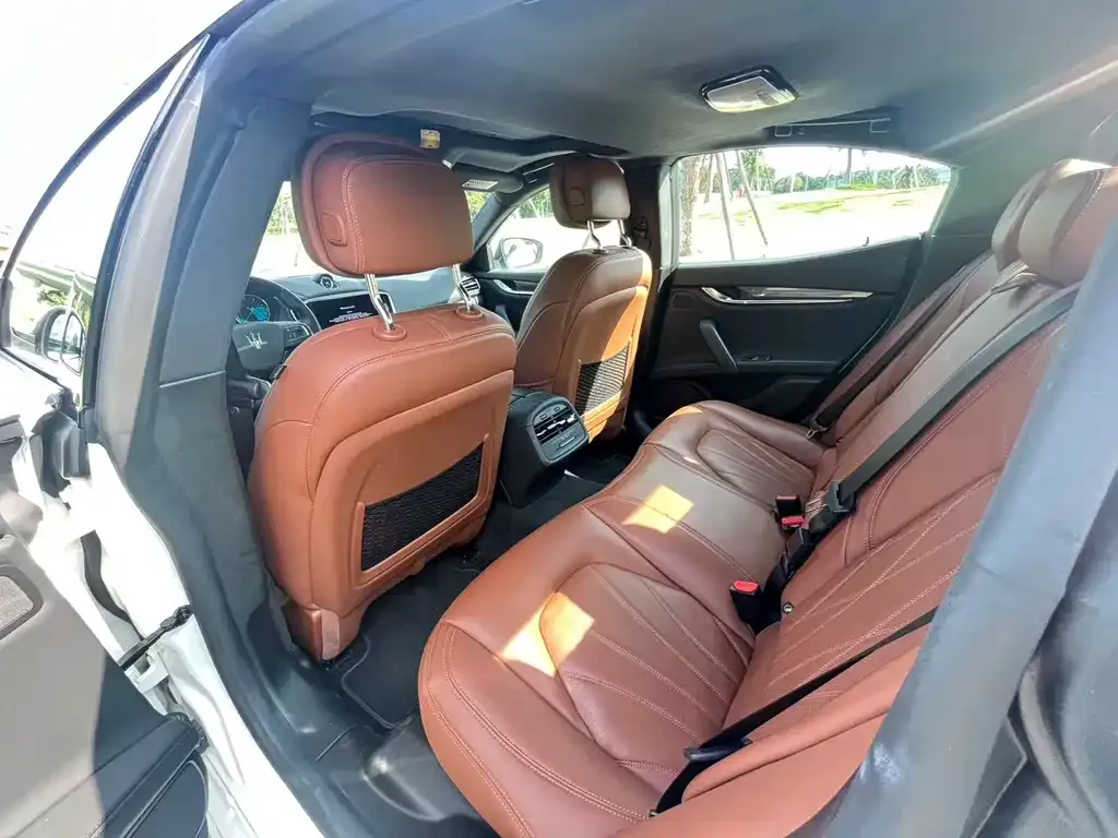 Maserati Ghibli 2023 из CN, фото 5