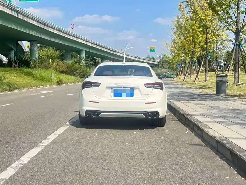 Maserati Ghibli 2023 из CN, фото 8
