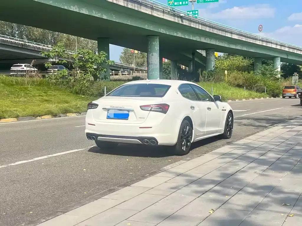 Maserati Ghibli 2023 из CN, фото 9