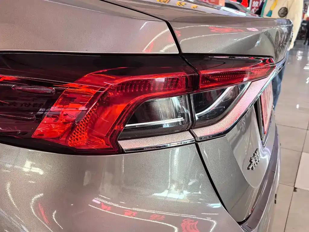 Toyota Corolla 2021 из CN, фото 7