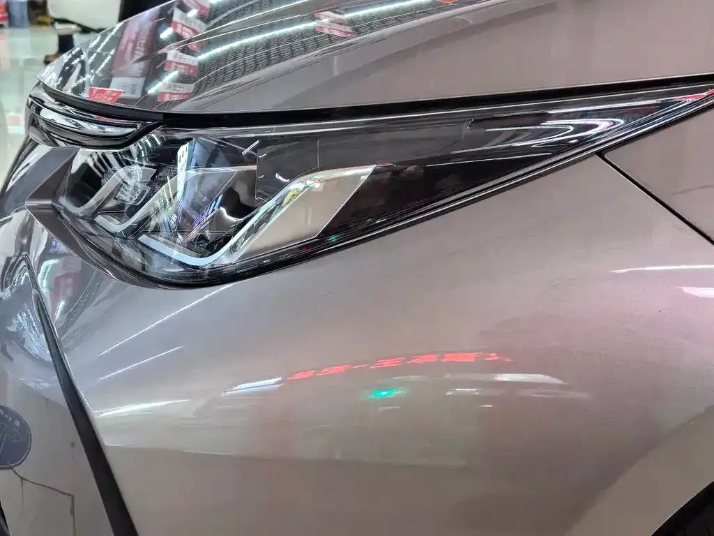 Toyota Corolla 2021 из CN, фото 8