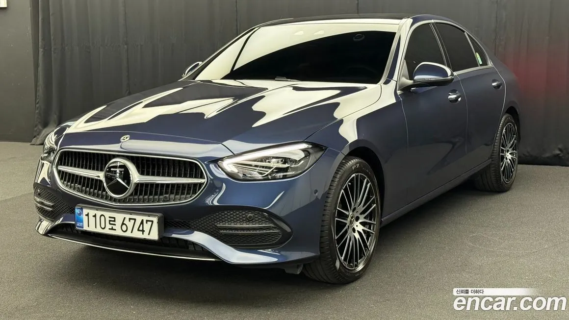 Mercedes-Benz C-Class — фото 1