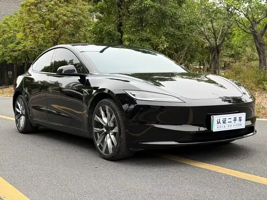 Tesla Model 3 2023 из CN, фото 3
