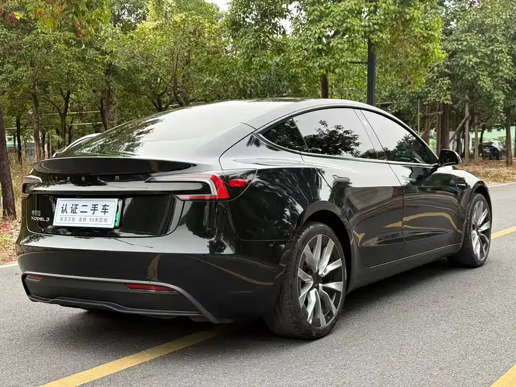 Tesla Model 3 2023 из CN, фото 9