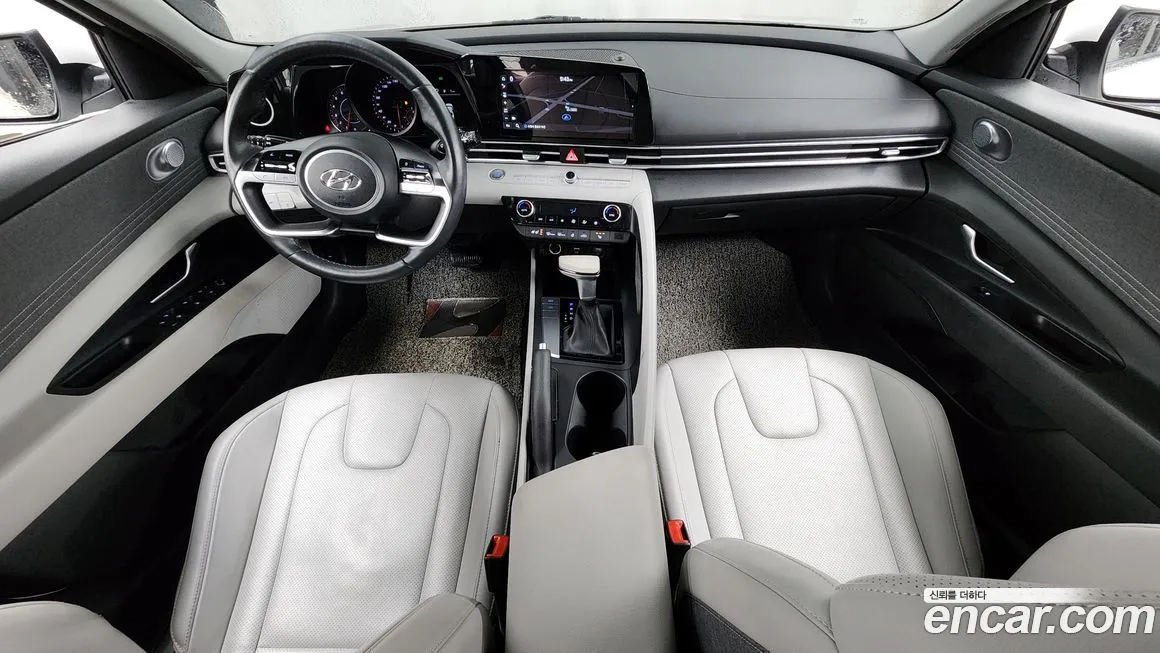 Hyundai AVANTE — фото 3
