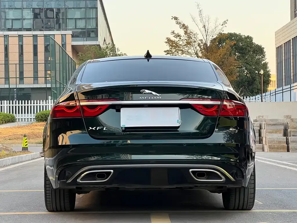 Jaguar XFL 2023 из CN, фото 5