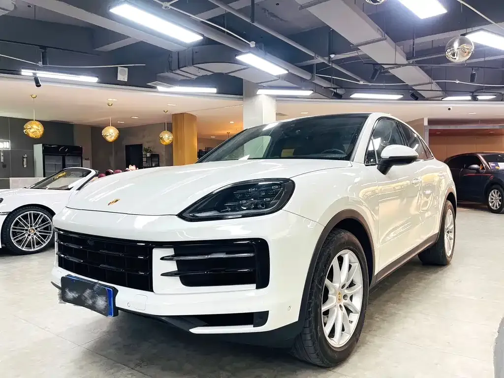 Porsche Cayenne 2023 из CN, фото 1