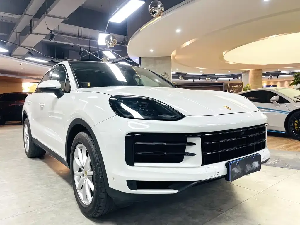 Porsche Cayenne 2023 из CN, фото 2