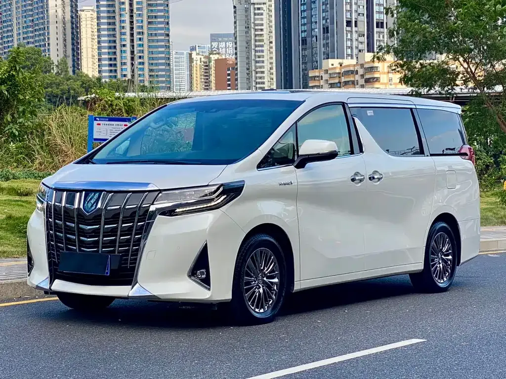 Toyota Alphard 2021 из CN, фото 1