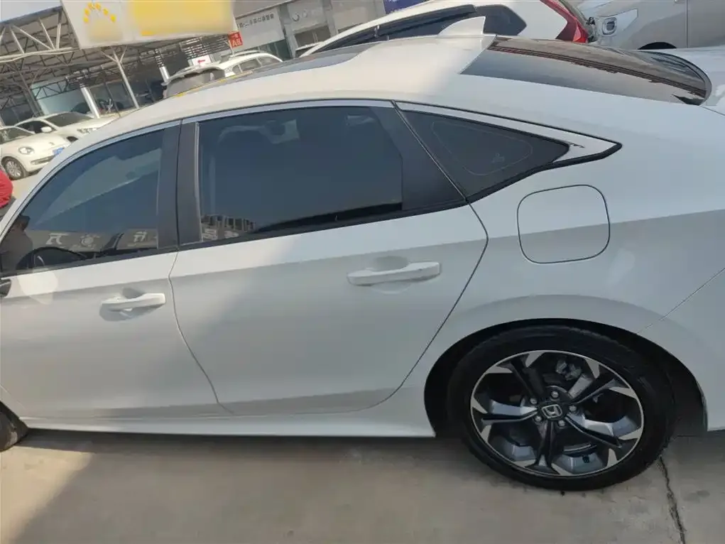 Honda Civic 2022 из CN, фото 5
