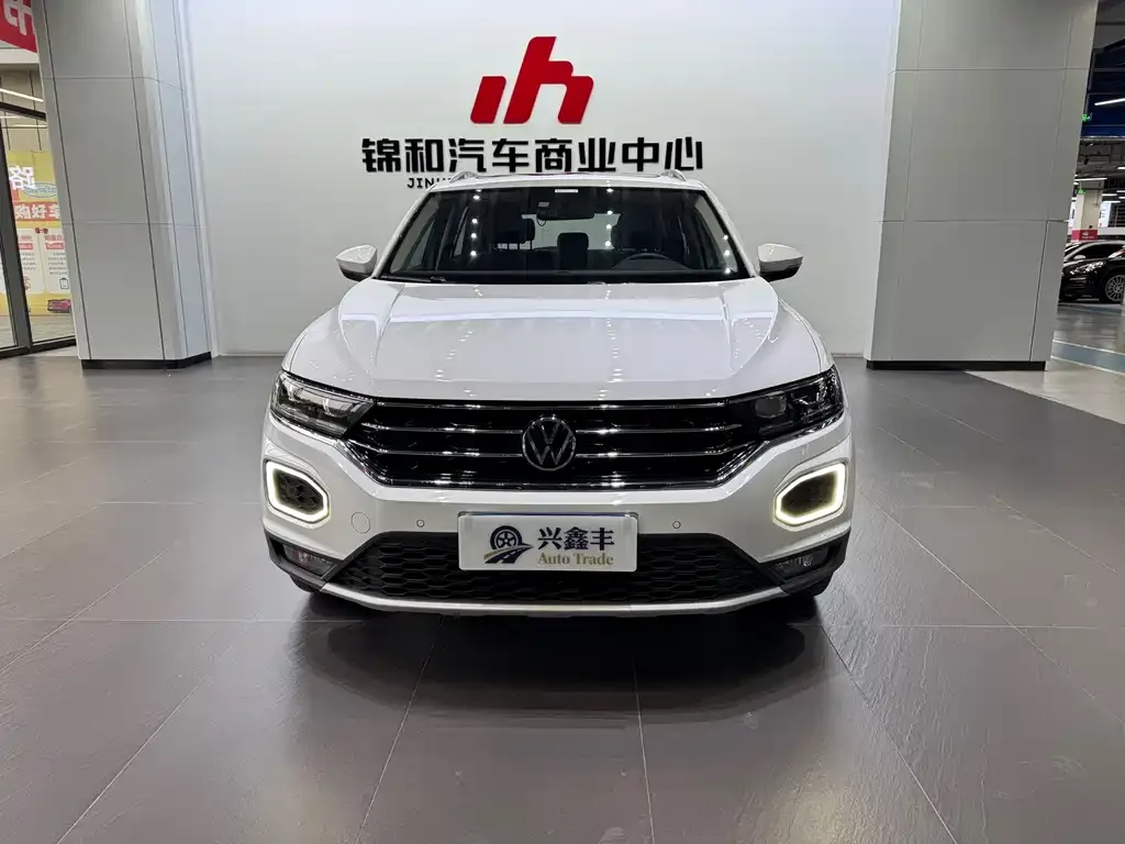 Volkswagen T-Roc 2023 из CN, фото 2