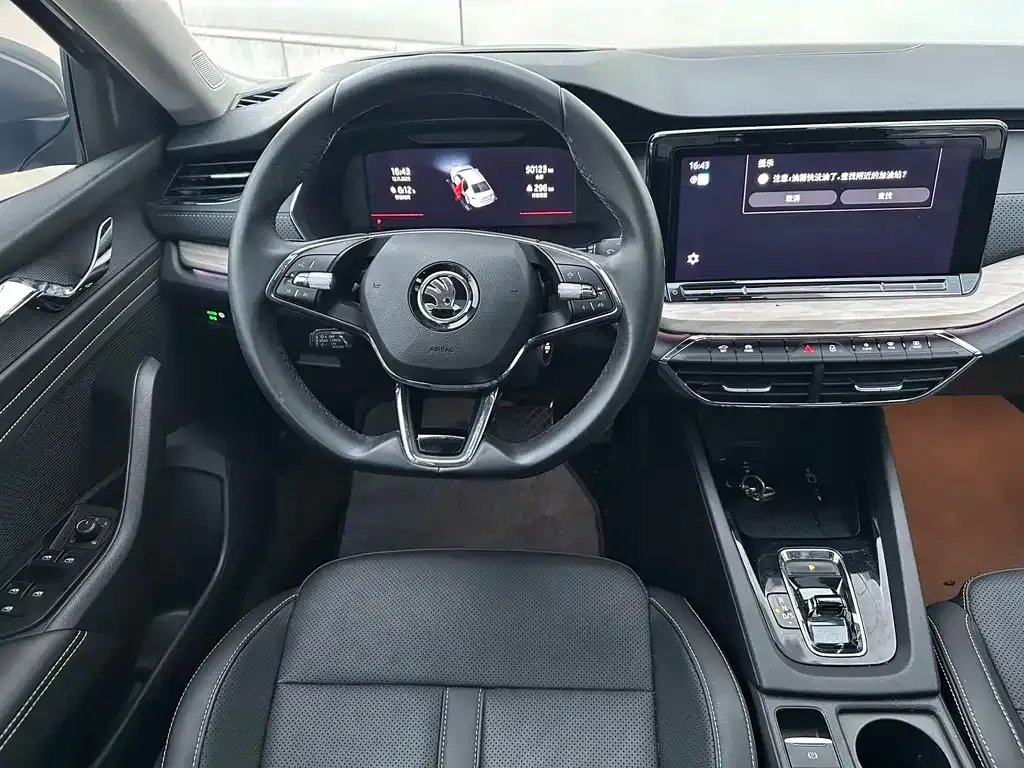 Skoda Octavia — фото 6