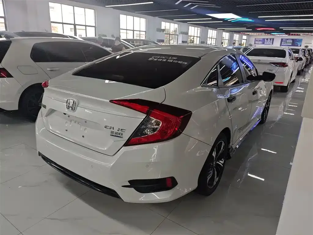 Honda Civic 2022 из CN, фото 7