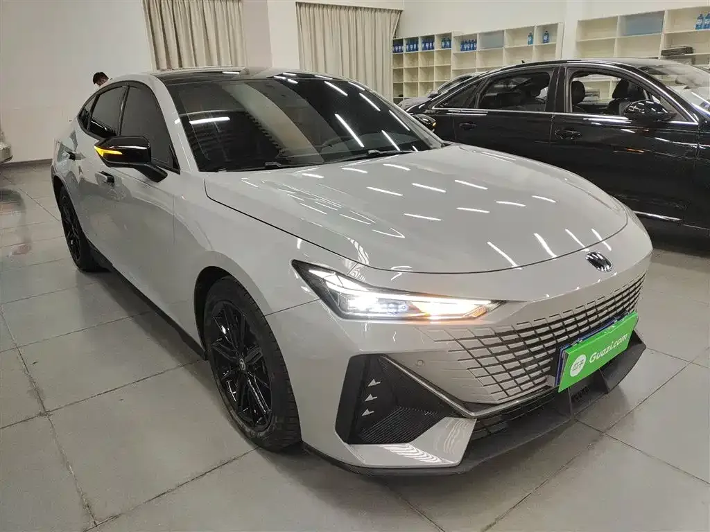 Changan UNI-V 2023 из CN, фото 4