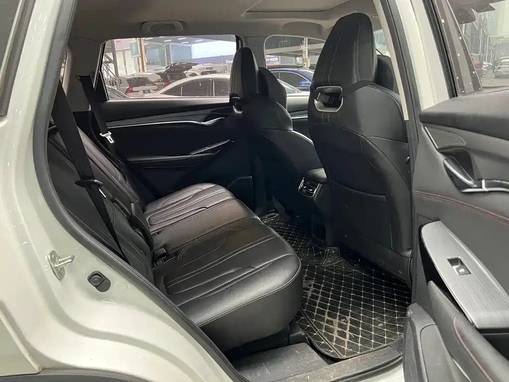 Changan CS75PLUS — фото 10