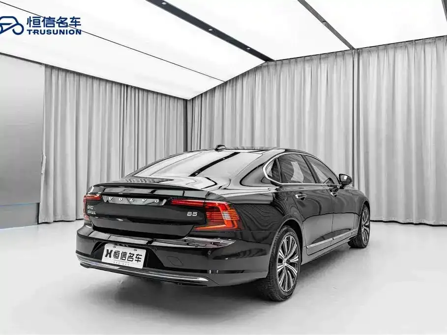 Volvo S90 2021 из CN, фото 5