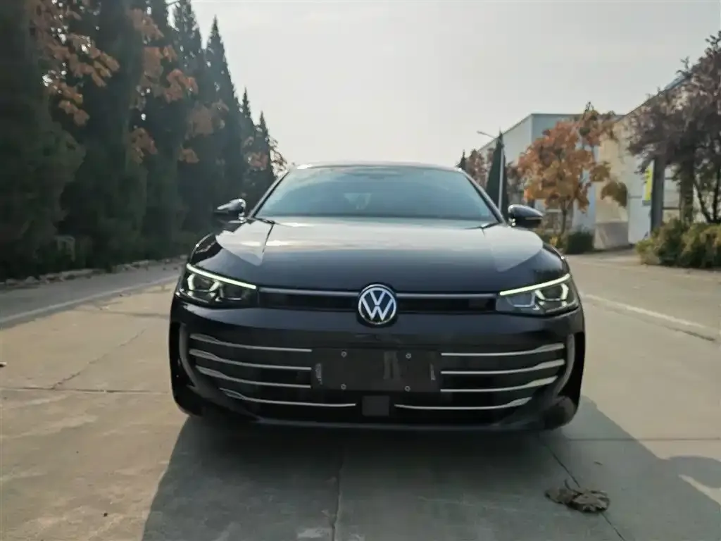 Volkswagen Passat 2025 из CN, фото 10