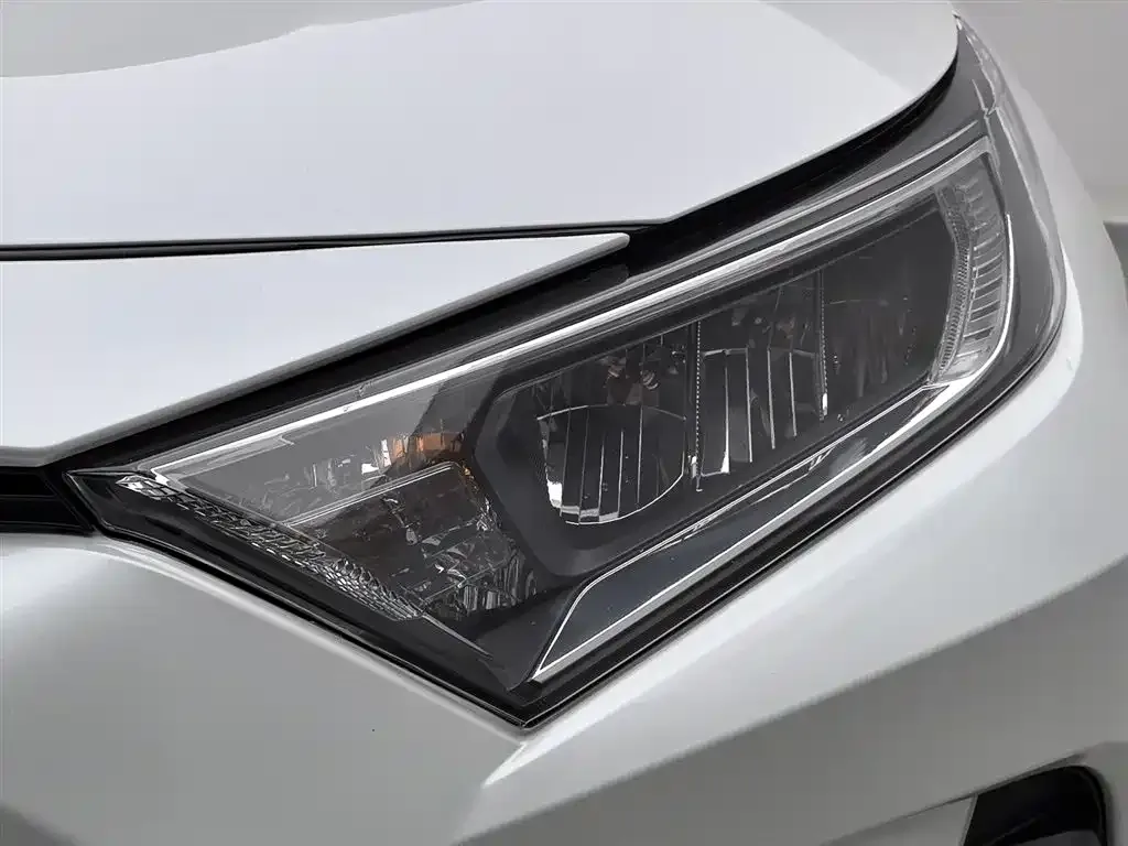 Toyota RAV4 2024 из CN, фото 7