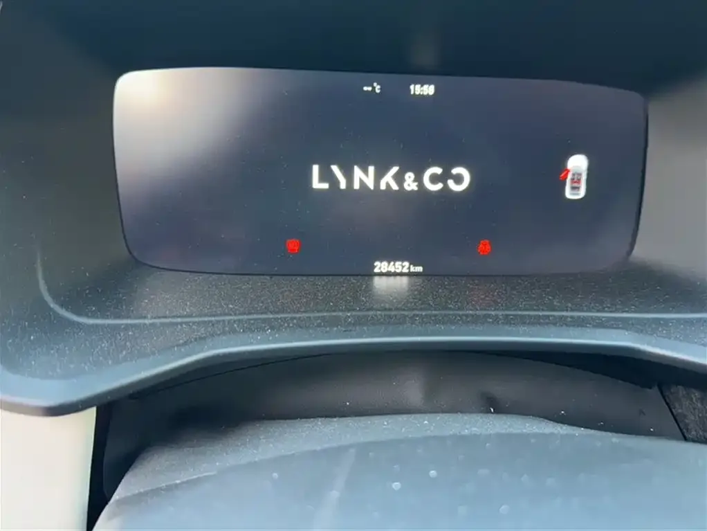 Lynk & Co 06 EM-P 2022 из CN, фото 9