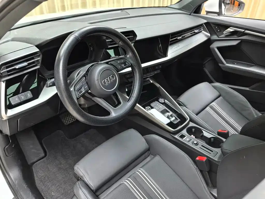 Audi A3 2021 из CN, фото 8
