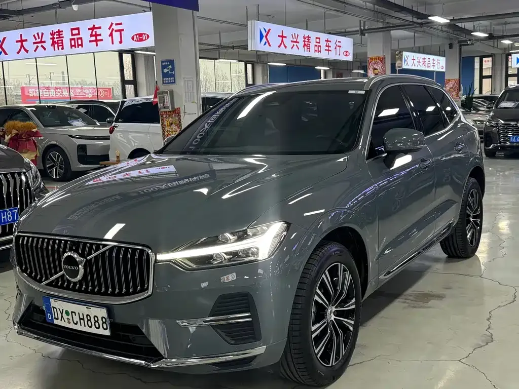 Volvo XC60 2022 из CN, фото 1