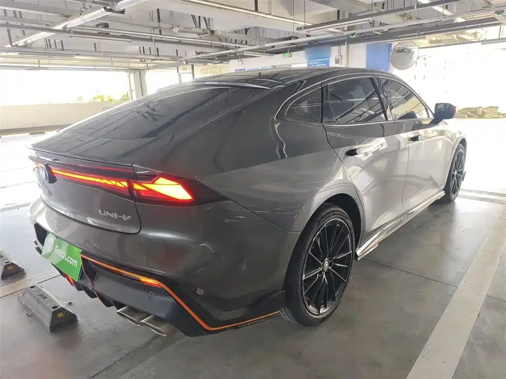 Changan UNI-V 2023 из CN, фото 7