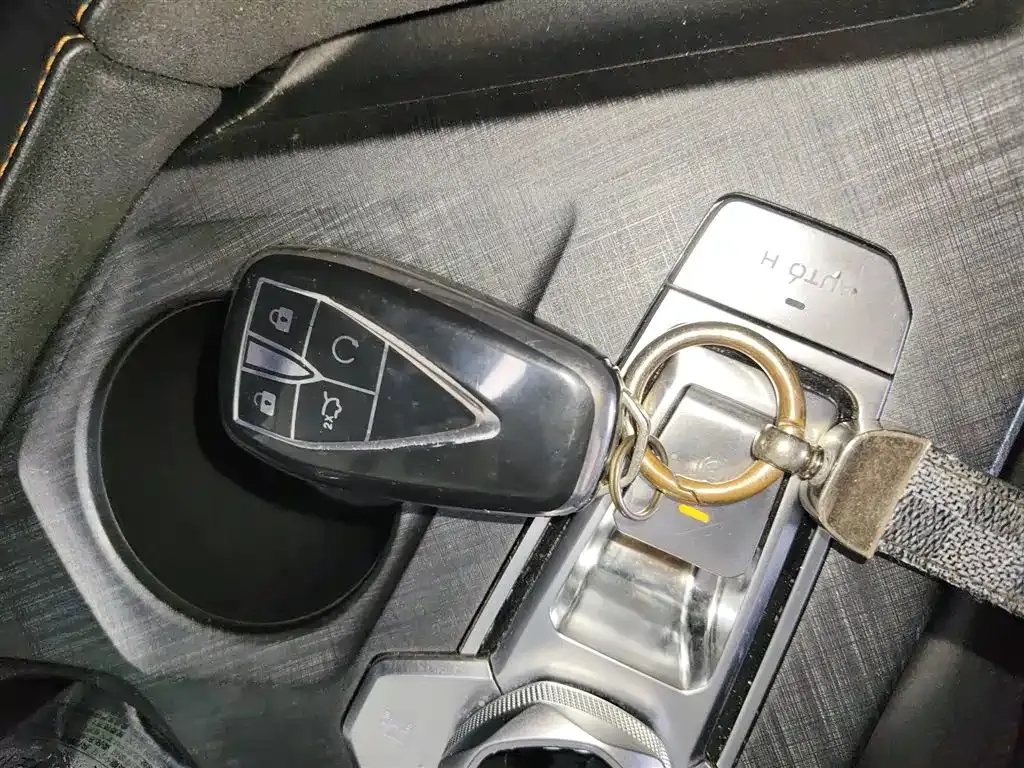 Changan UNI-V 2023 из CN, фото 9