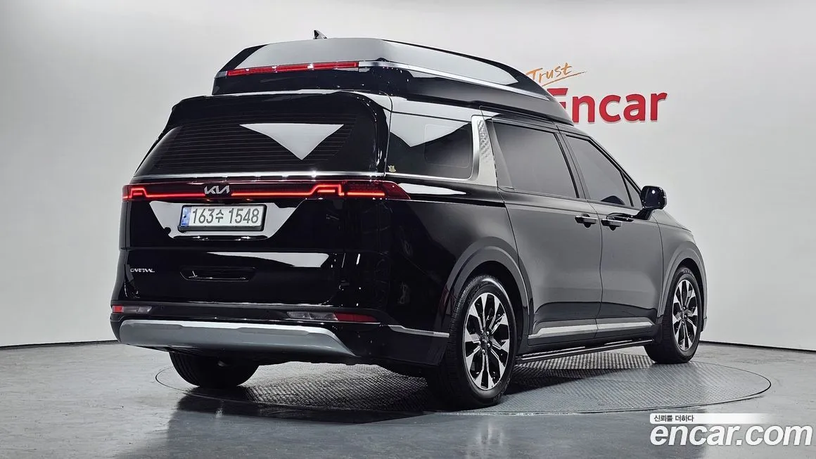 Kia Carnival 2023 из KR, фото 2
