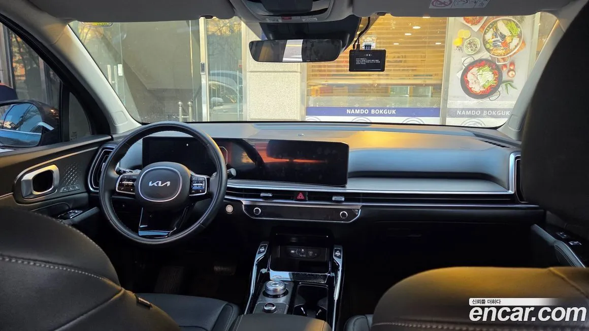 Kia Sorento — фото 8