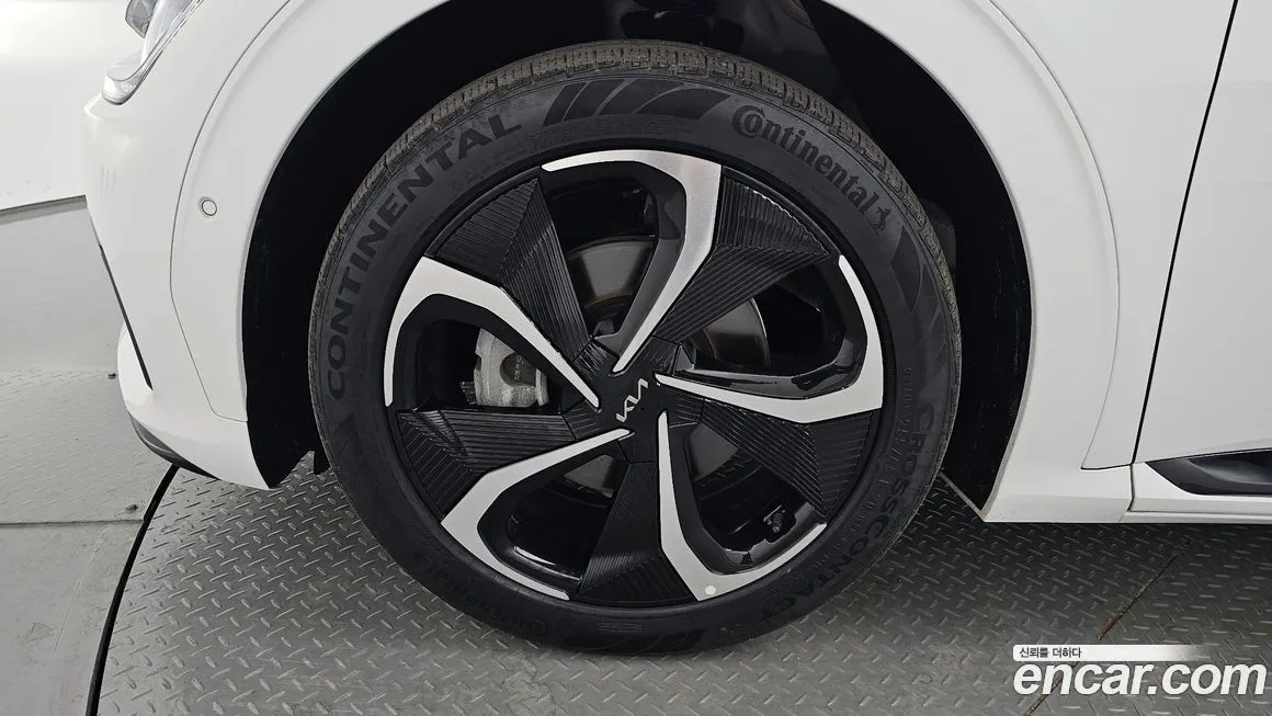 Kia EV6 2022 из KR, фото 5