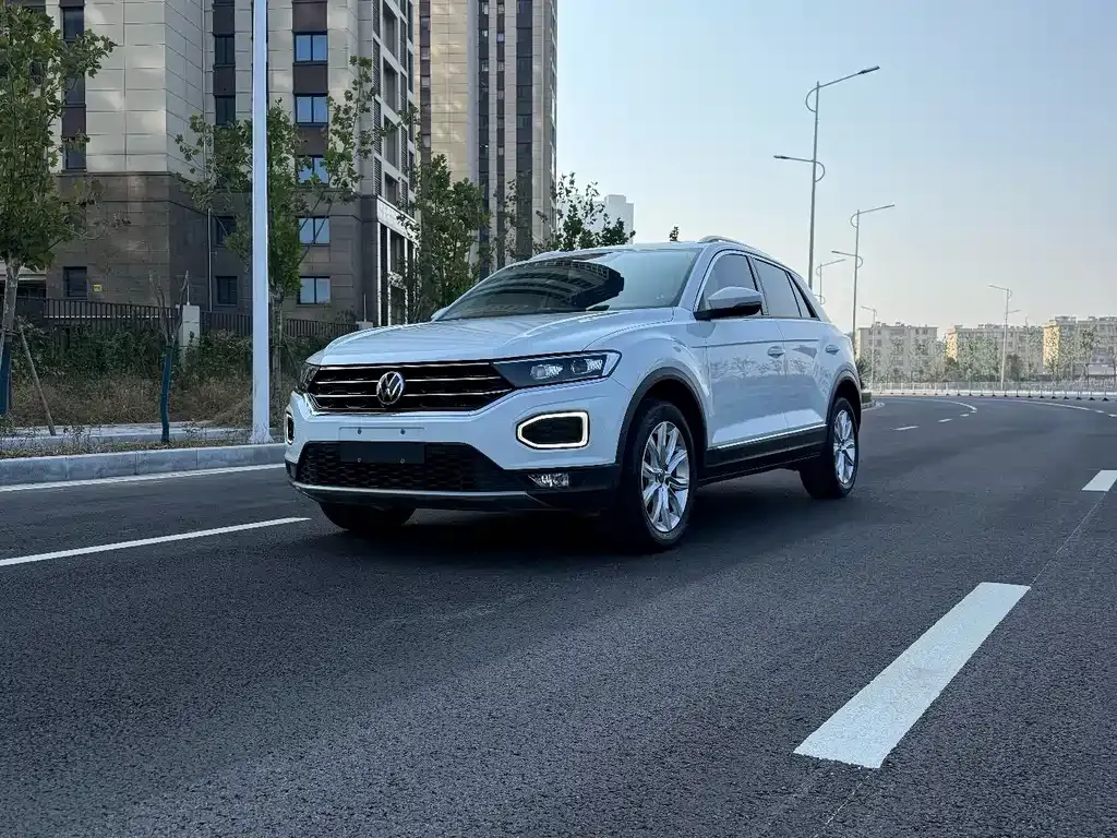 Volkswagen T-Roc 2022 из CN, фото 1